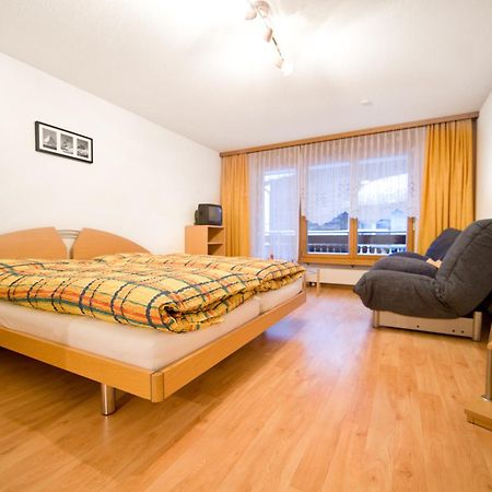 Haus Perelia C Apartment Цермат Екстериор снимка