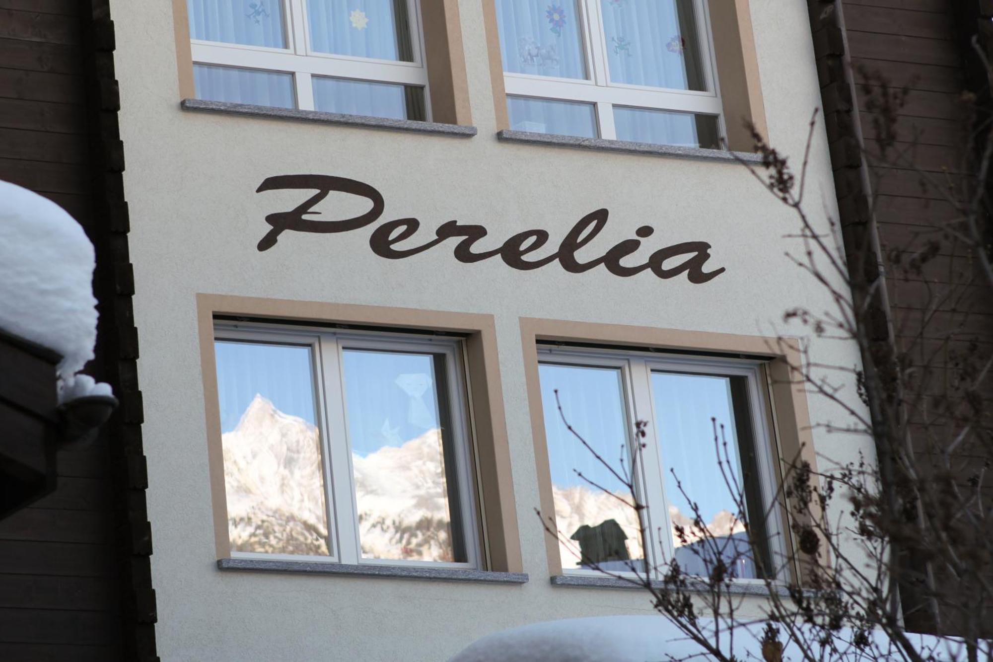 Haus Perelia C Apartment Цермат Екстериор снимка