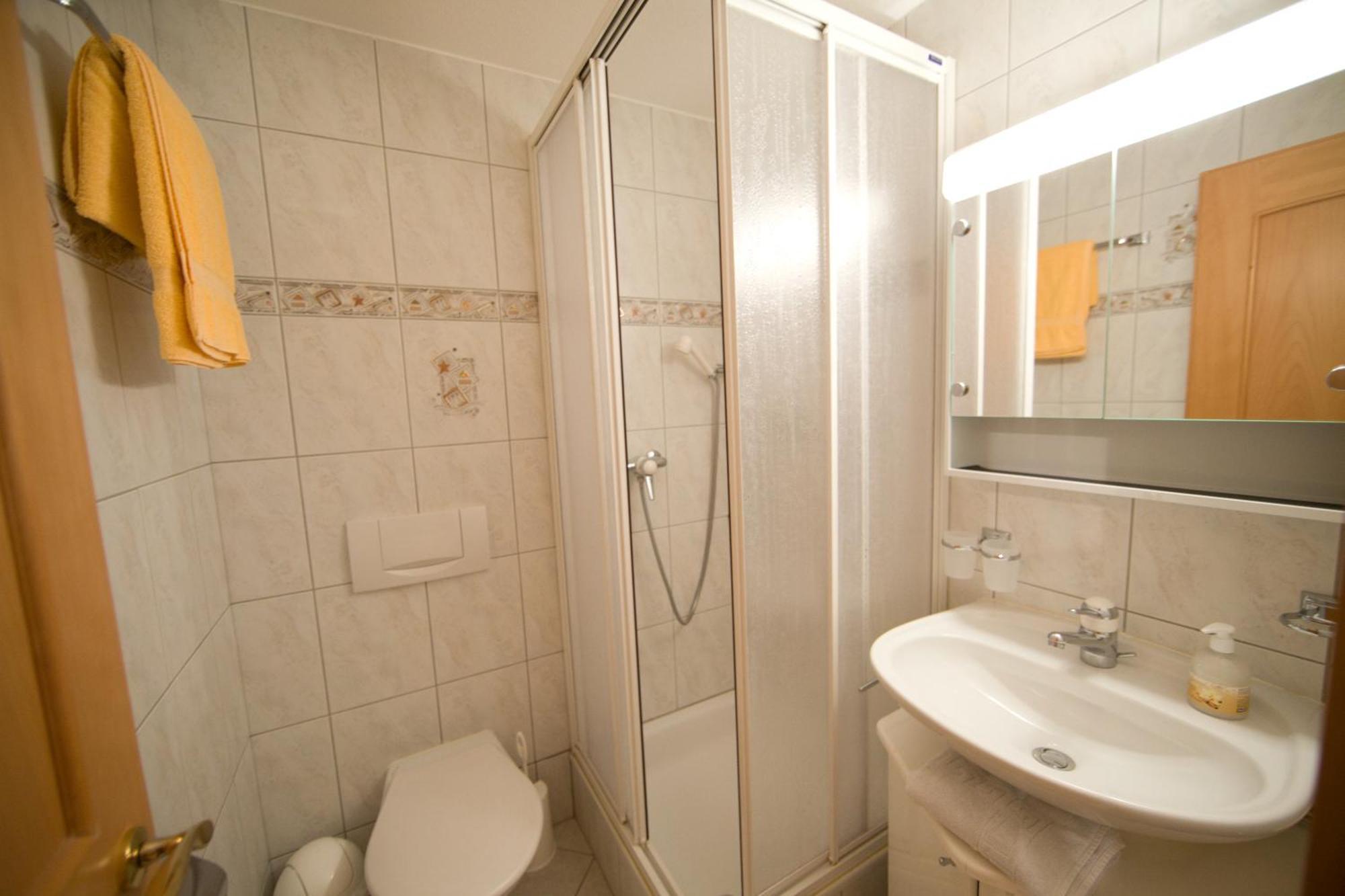 Haus Perelia C Apartment Цермат Екстериор снимка